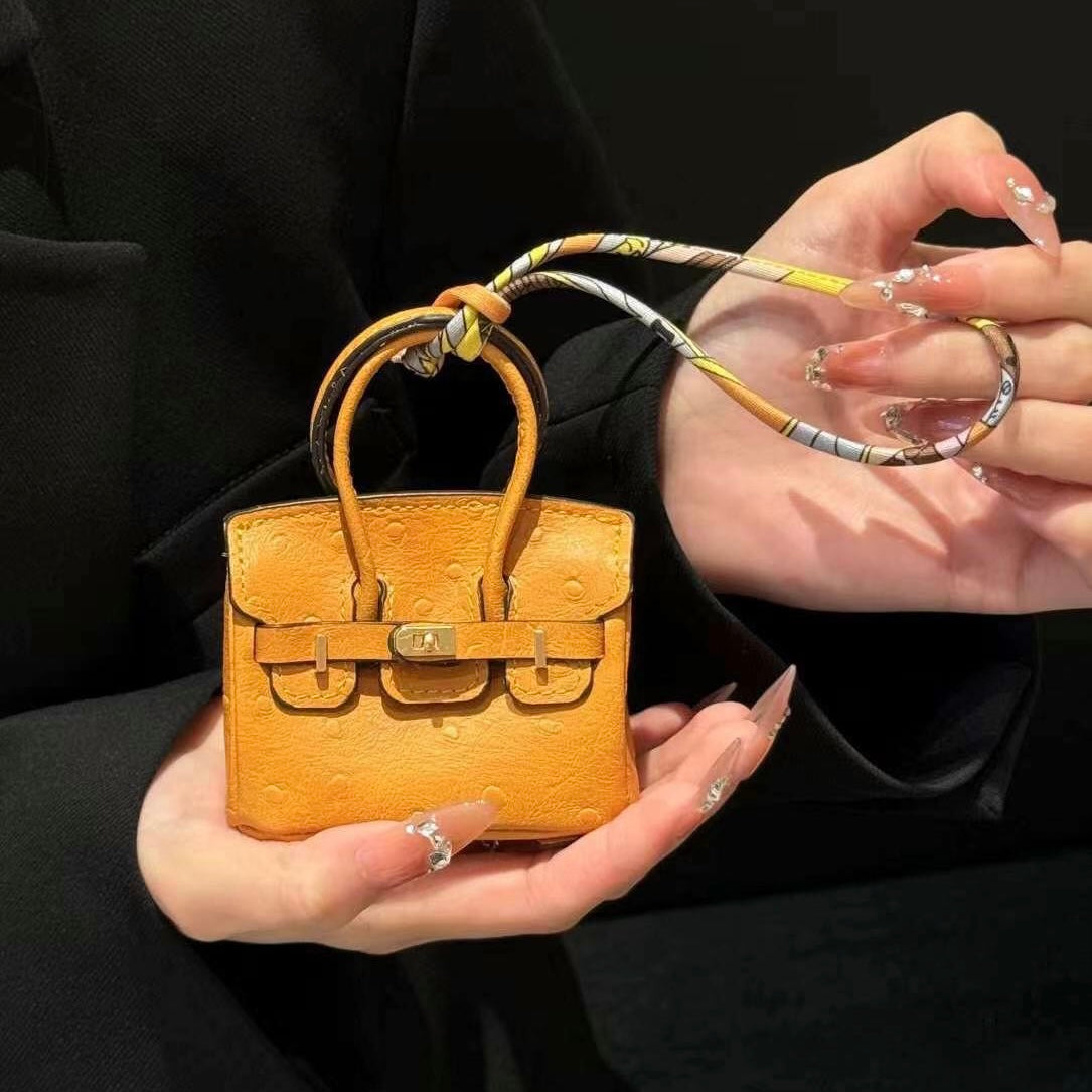 Kopfhörerhülle im frischen Taschendesign 