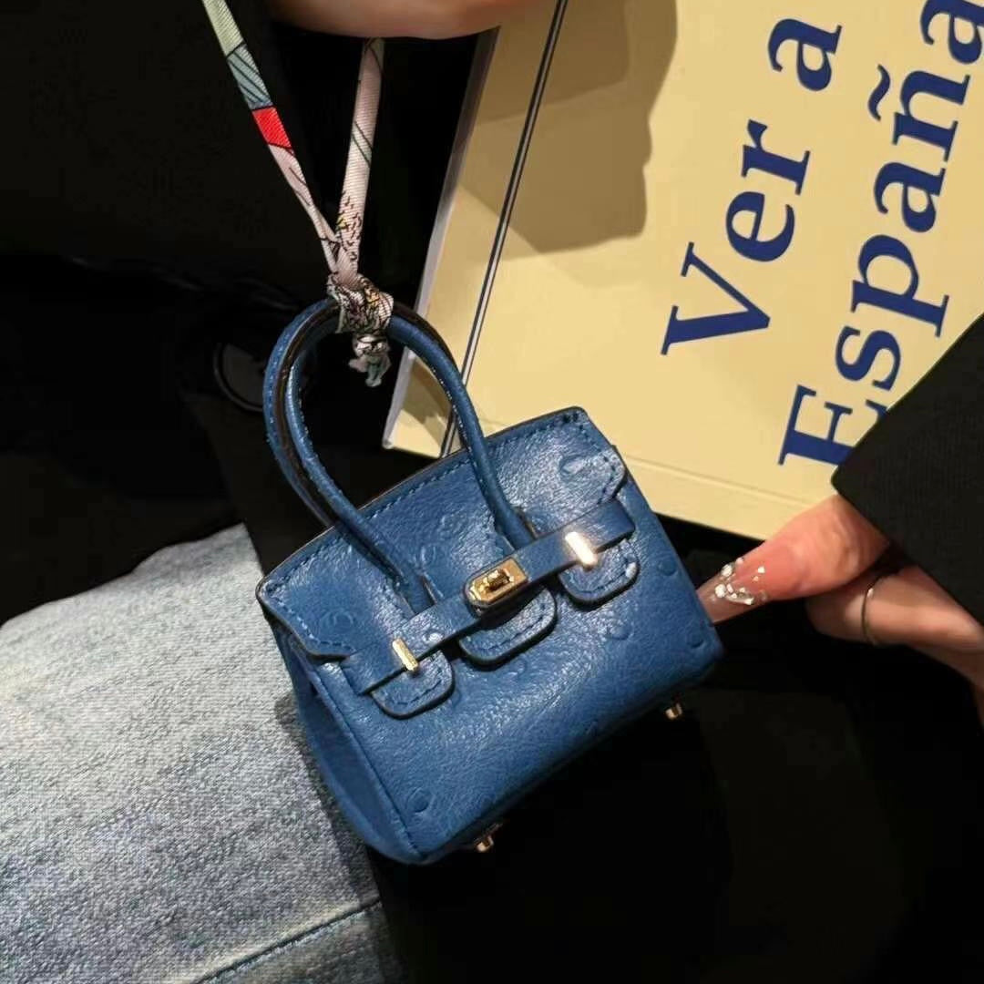 Kopfhörerhülle im frischen Taschendesign 