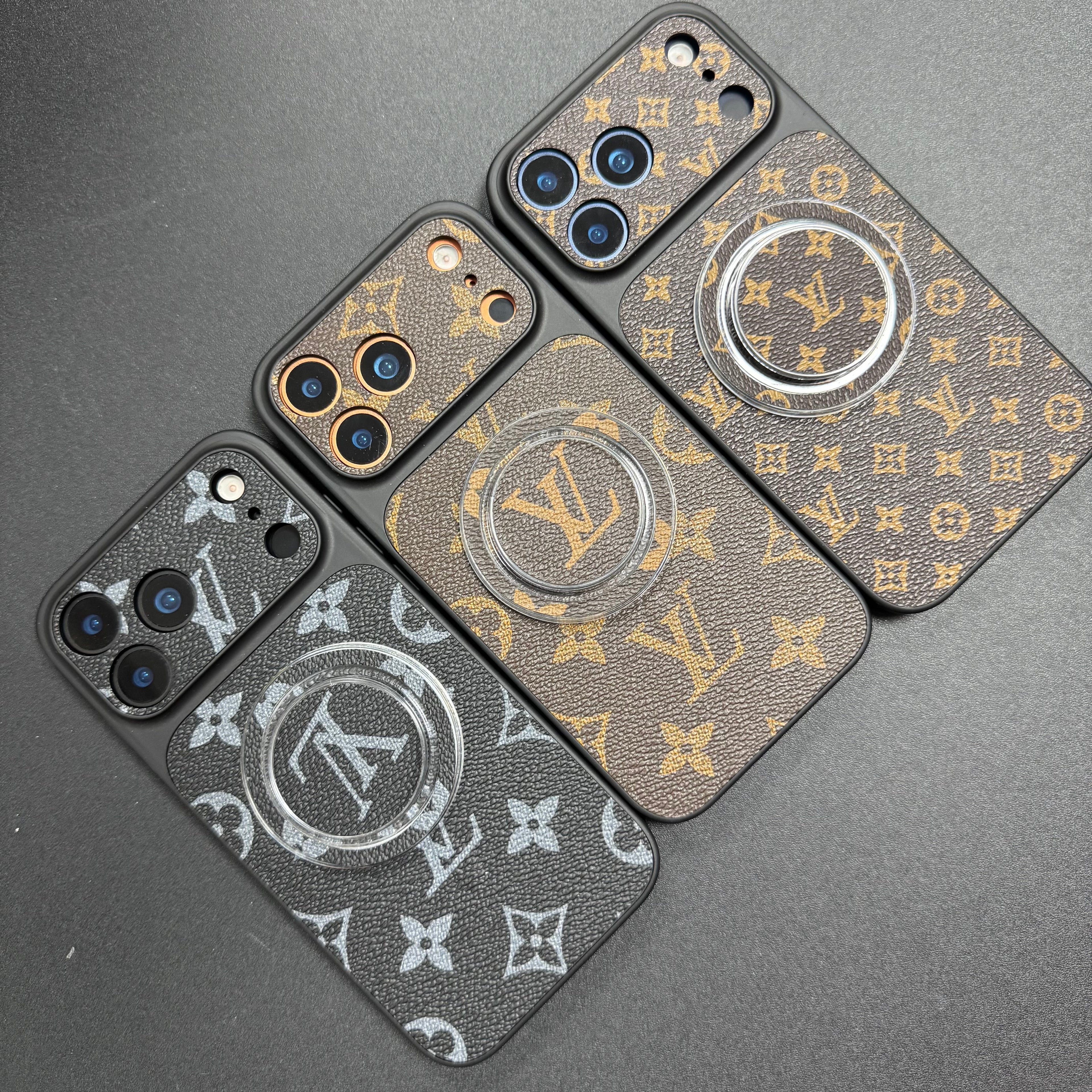 Chic Traditional Love Phone Case with Magsafe Holder
