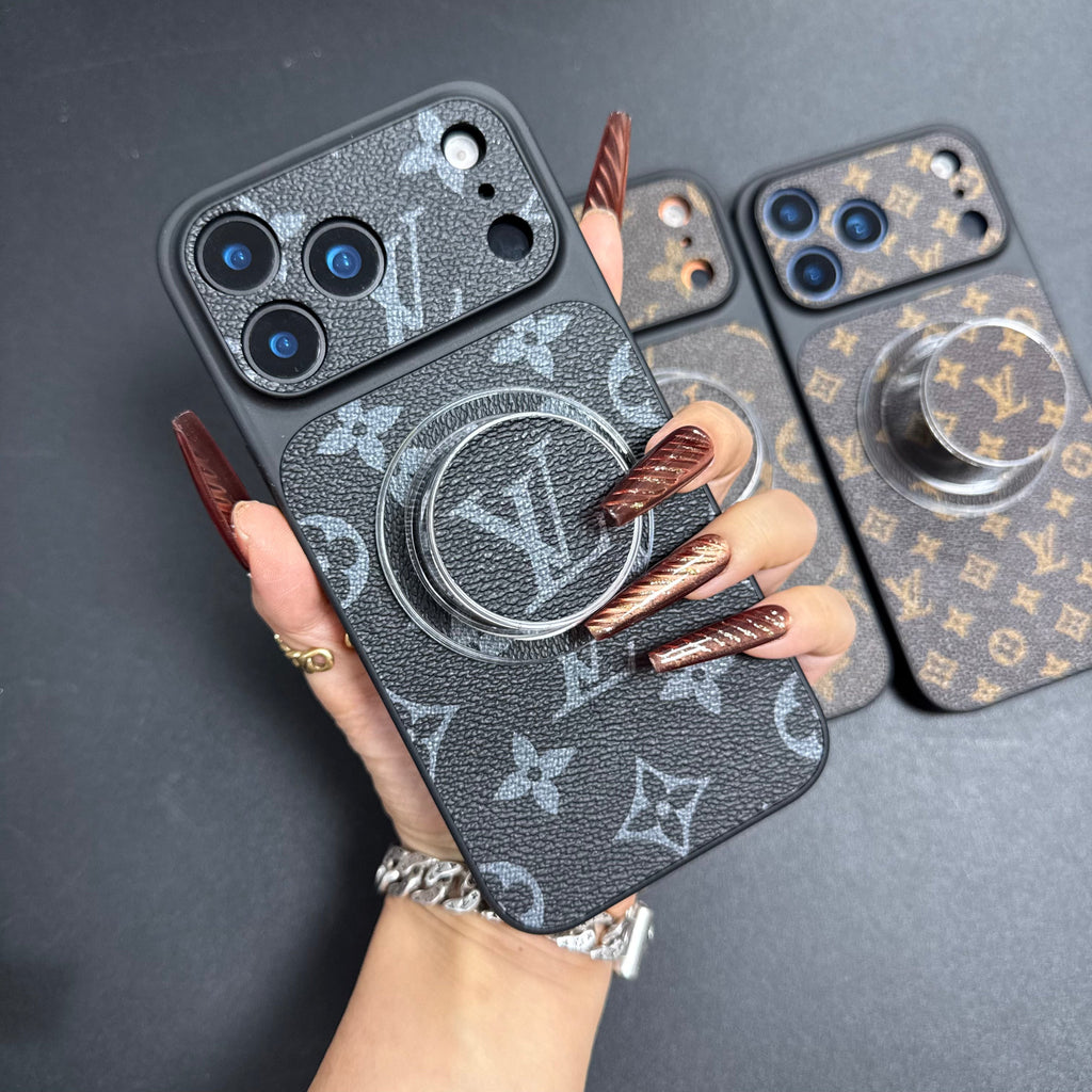 Chic Traditional Love Phone Case with Magsafe Holder
