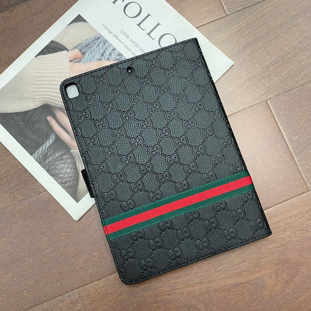 Trendy iPad-Hülle mit geprägtem Design