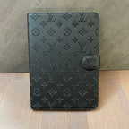 Klassische iPad-Hülle mit geprägtem Design