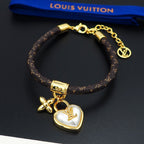 Bracciale a catena in pelle con ciondolo Love