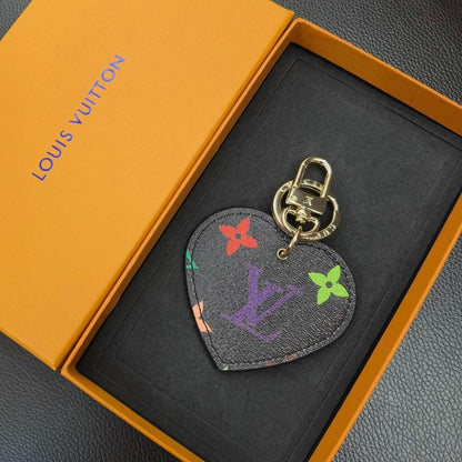 Grazioso ciondolo portachiavi a forma di cuore