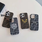 Neue Handyhülle mit Stickerei für das iPhone