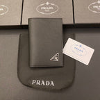 Klassische Passkartenhülle mit Brieftaschenclips