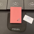 Klassische Passkartenhülle mit Brieftaschenclips
