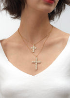 Im Namen der Rose Kreuz Halskette