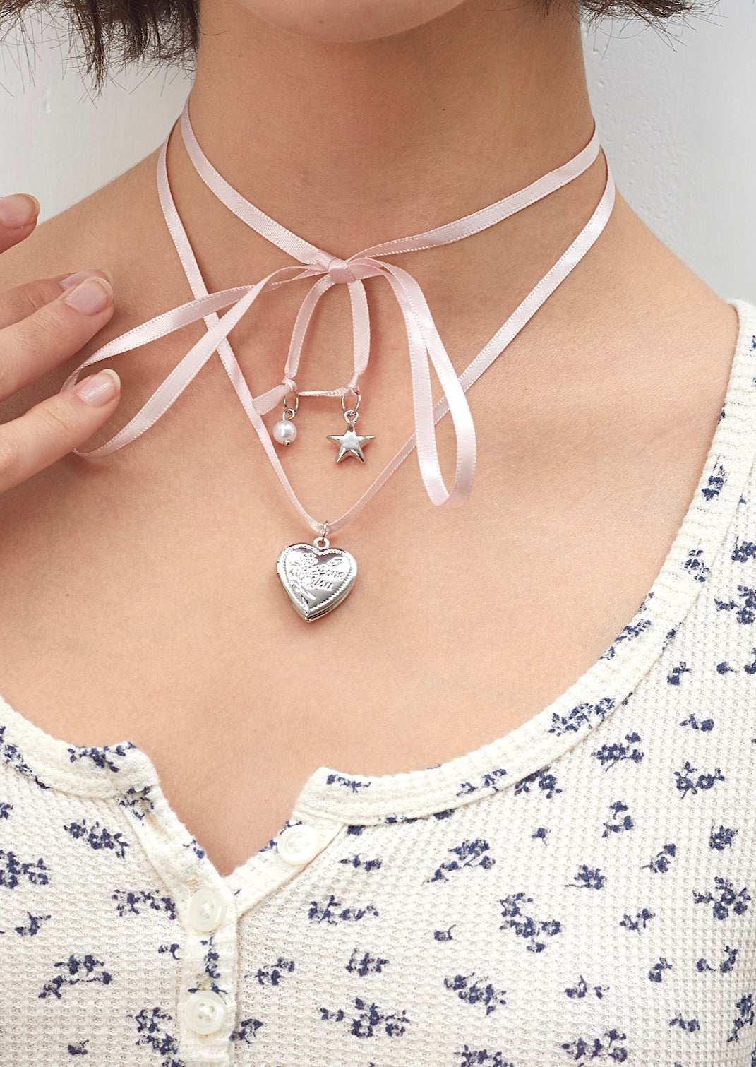 Collana con medaglione d'amore Dan Pink