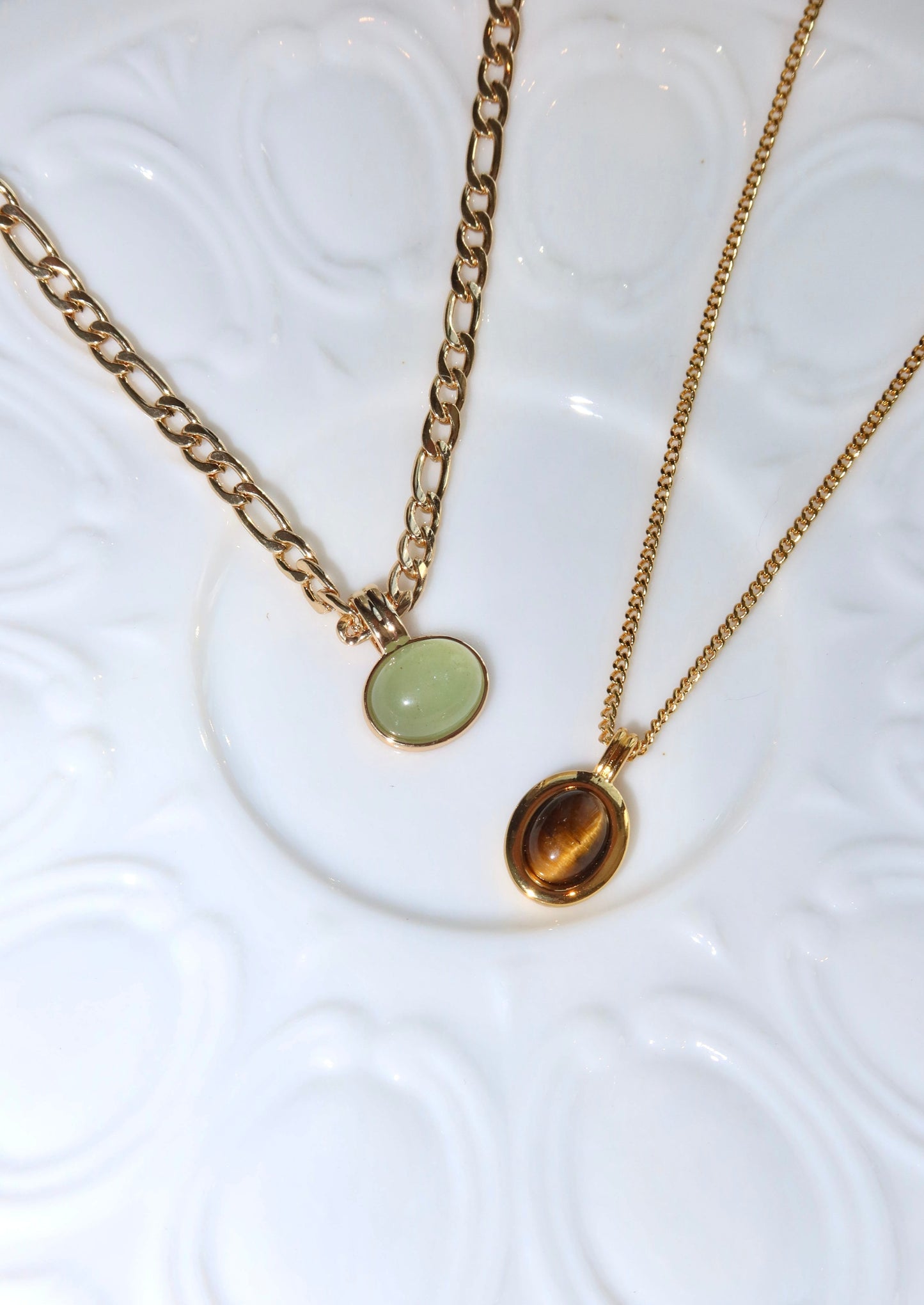 Jaded Jade Goldene Halskette
