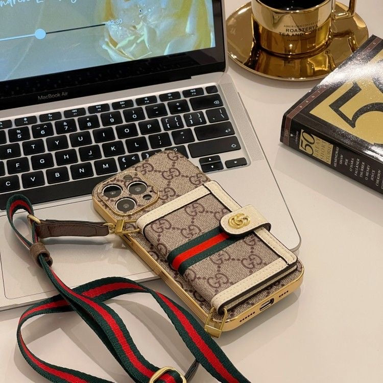 Handyhülle mit Kartenkette für iPhone