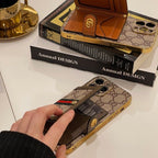 Handyhülle mit Kartenkette für iPhone