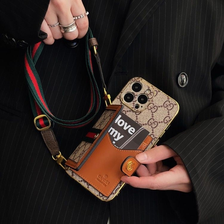 Handyhülle mit Kartenkette für iPhone