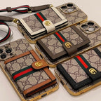 Handyhülle mit Kartenkette für iPhone