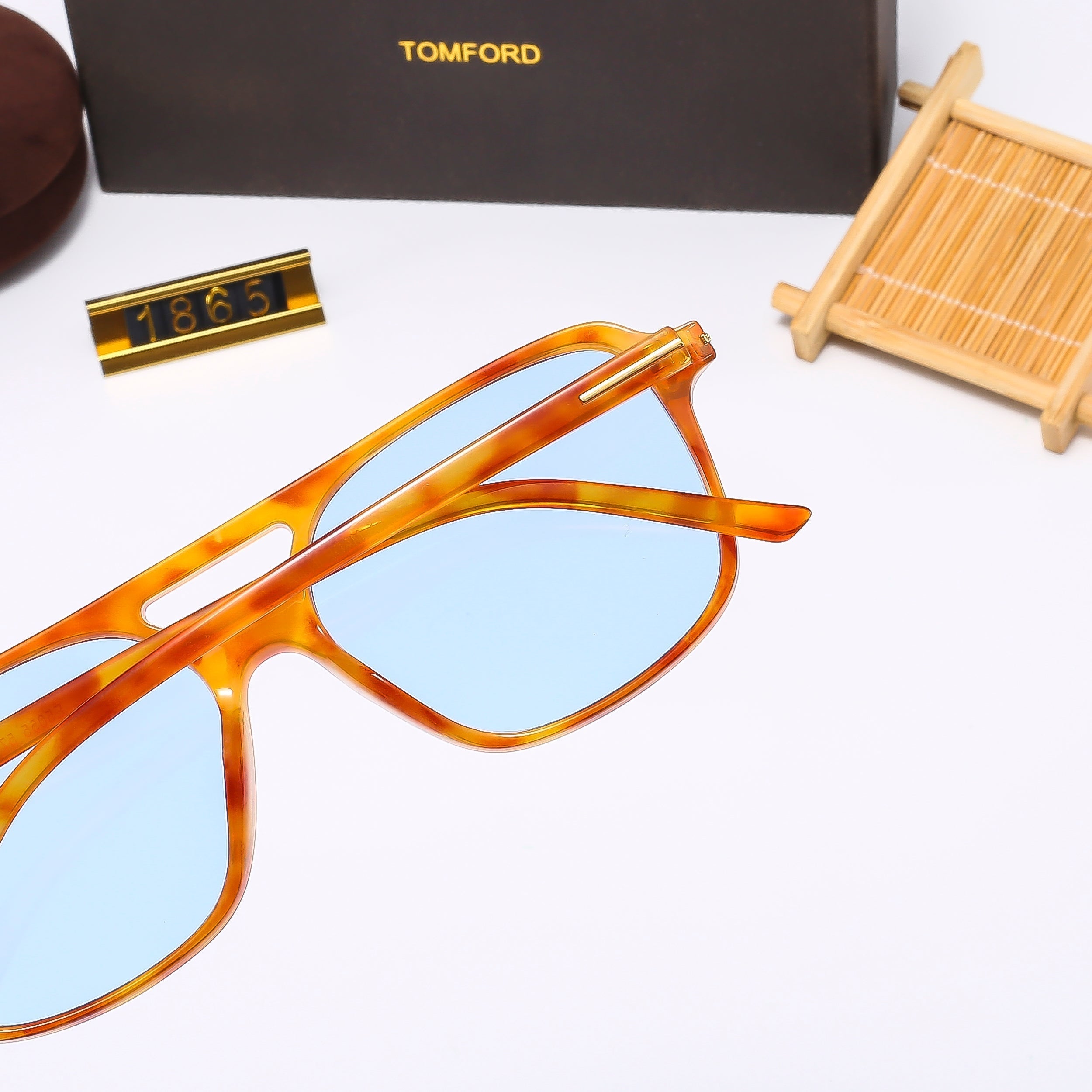 Neue modische Sonnenbrille mit großem Rahmen