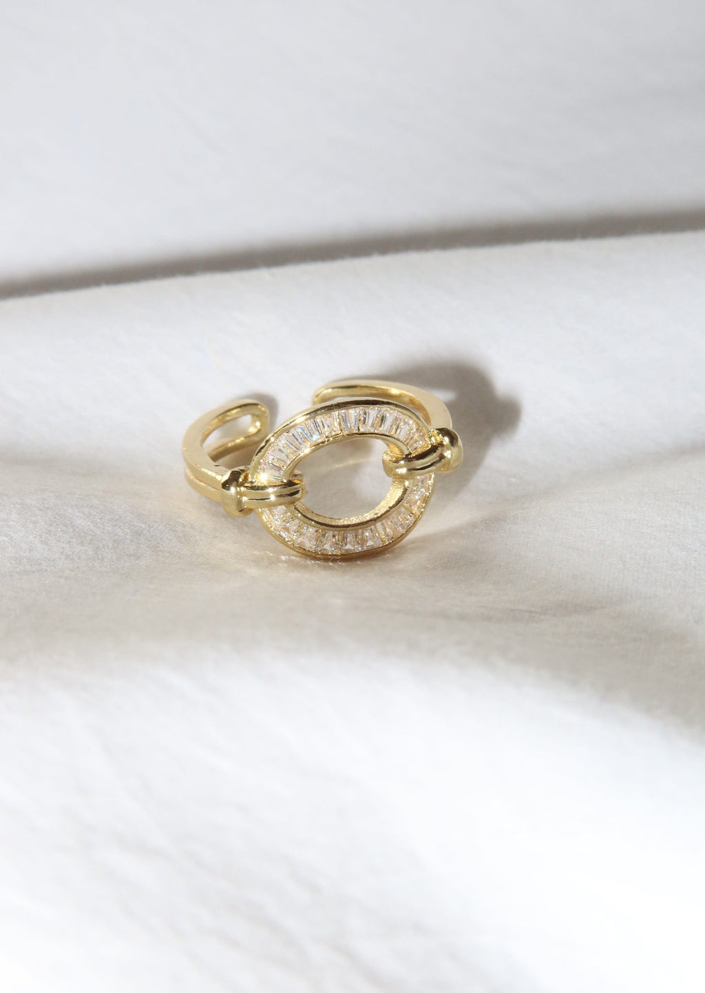 Anello in oro con diamanti Alexine