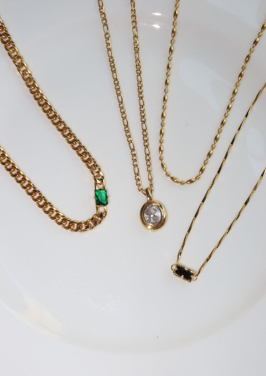 Collana Madelaine in pietra nera