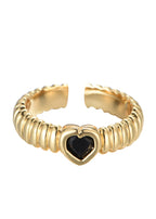 Dan Black Herzring 2