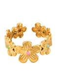 Dschungelblume Blüht Mit Einem Bunten Goldenen Ring