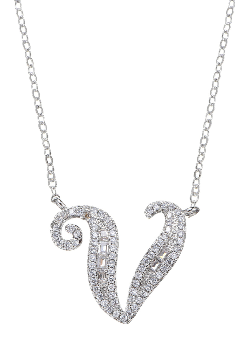 Collana con pietra preziosa e lettera iniziale dell'alfabeto