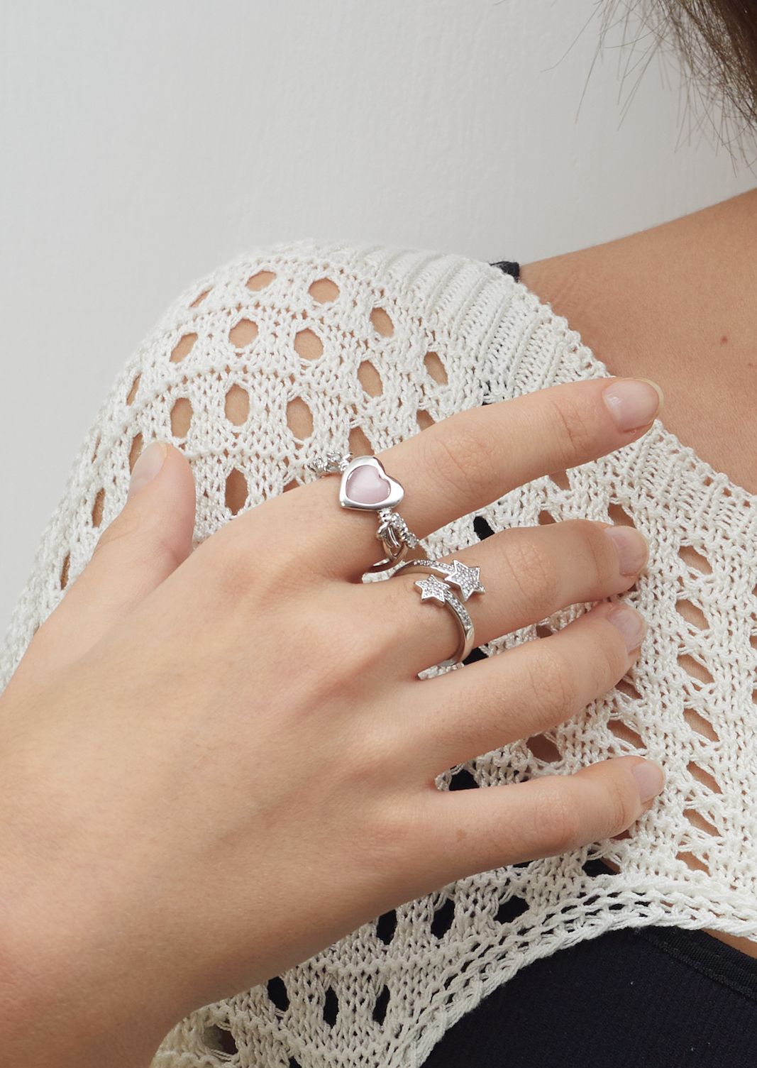 Verstellbarer Ring mit Doppelstern-Zirkon