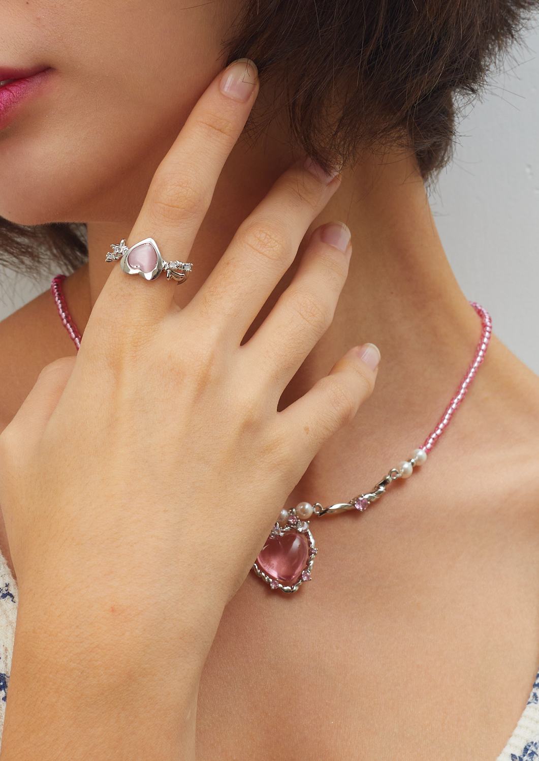 Anello Cyberlove in argento con cuore rosa