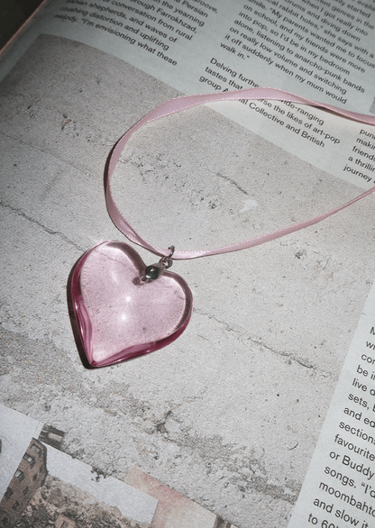 Isabelle Pink Dream Herz-Halskette aus Samt