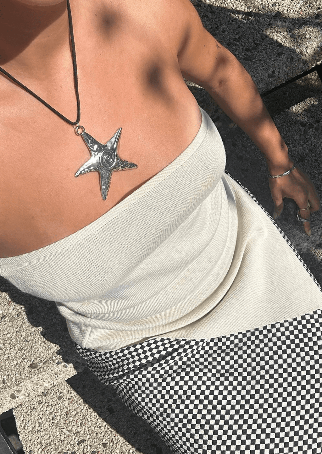 Brooke By the Sea – Samt-Stern-Halskette