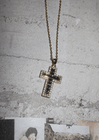 Im Namen der Rose Kreuz Halskette