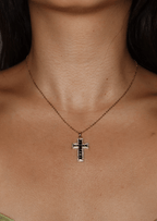 Im Namen der Rose Kreuz Halskette
