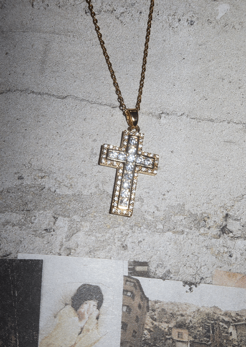 Im Namen der Rose Kreuz Halskette