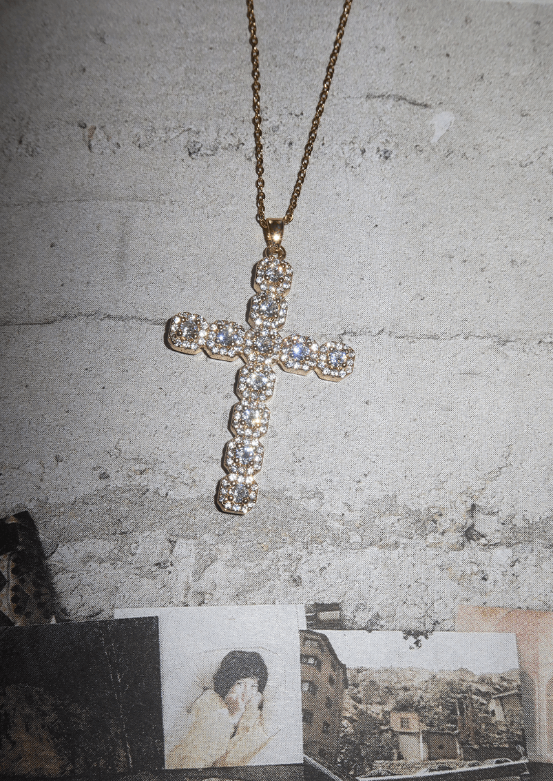 Im Namen der Rose Kreuz Halskette
