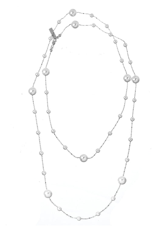 Collana lunga con perle invernali