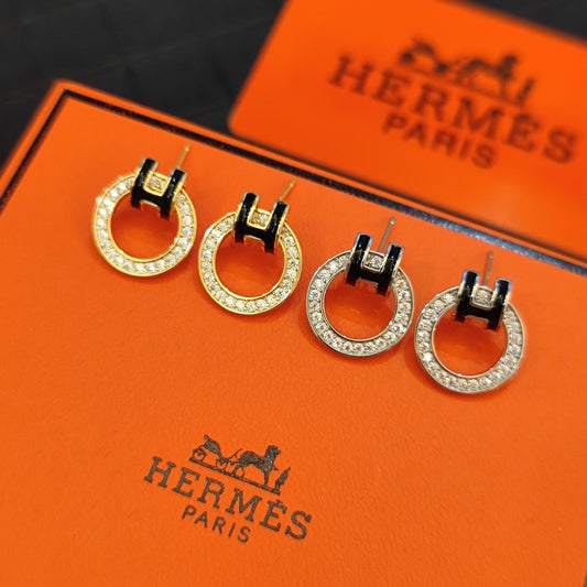 Shiny Crystals Hoop Earrings