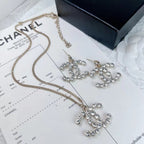 Fashion Crystal Earrings and Necklace