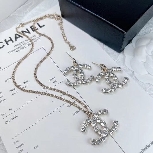 Fashion Crystal Earrings and Necklace
