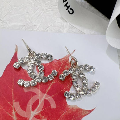 Fashion Crystal Earrings and Necklace