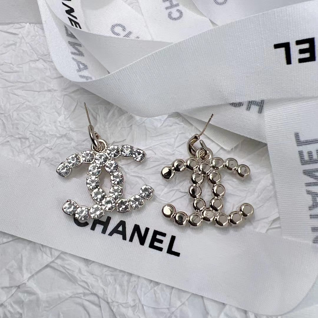 Fashion Crystal Earrings and Necklace