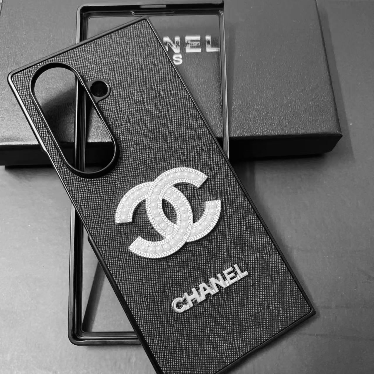 New Trendy Black Galaxy Case For Samsung