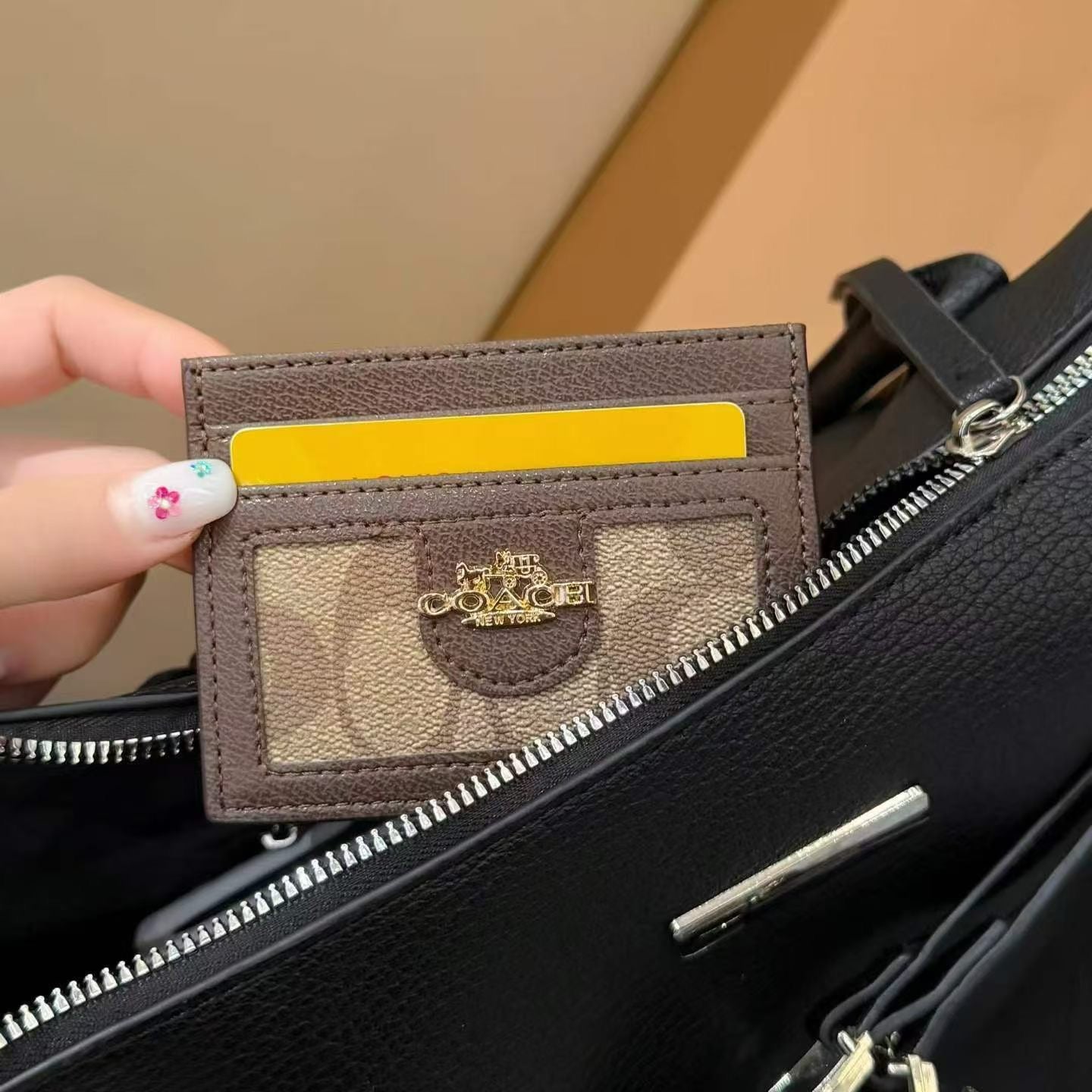 Fresh Card Holder