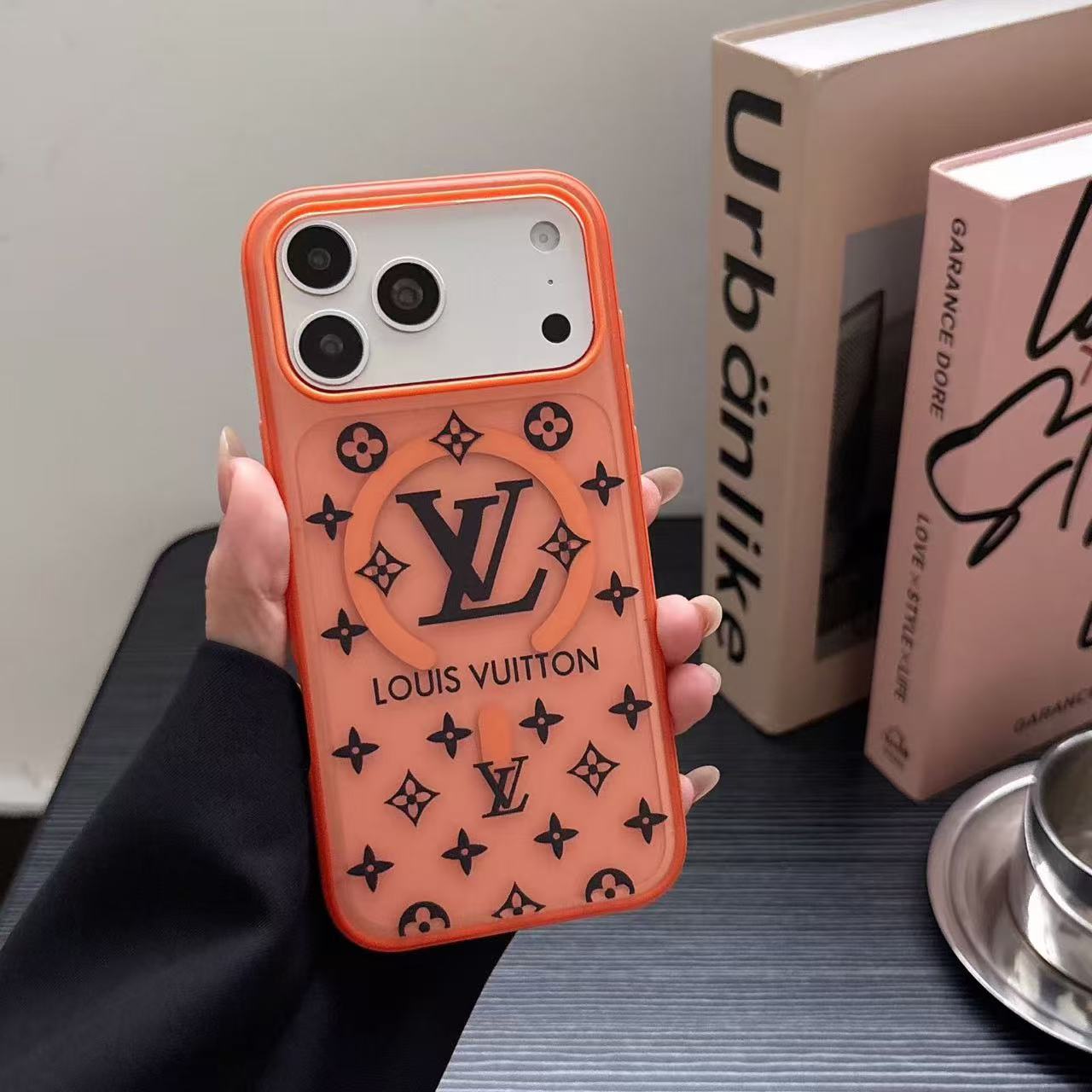 Transparent Designs MagSafe Phone Case For iPhone