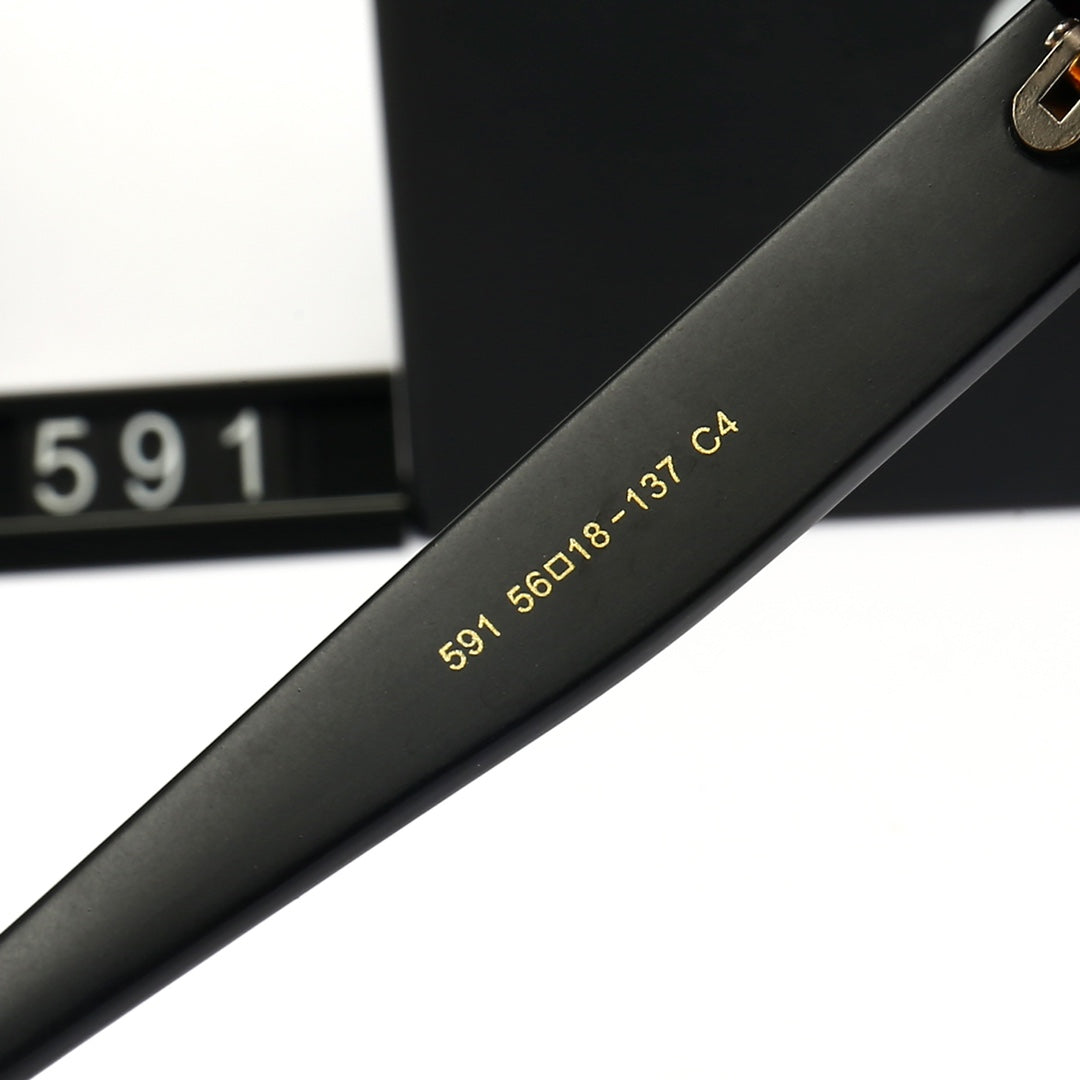 Neue modische Sonnenbrille mit Aufdruck