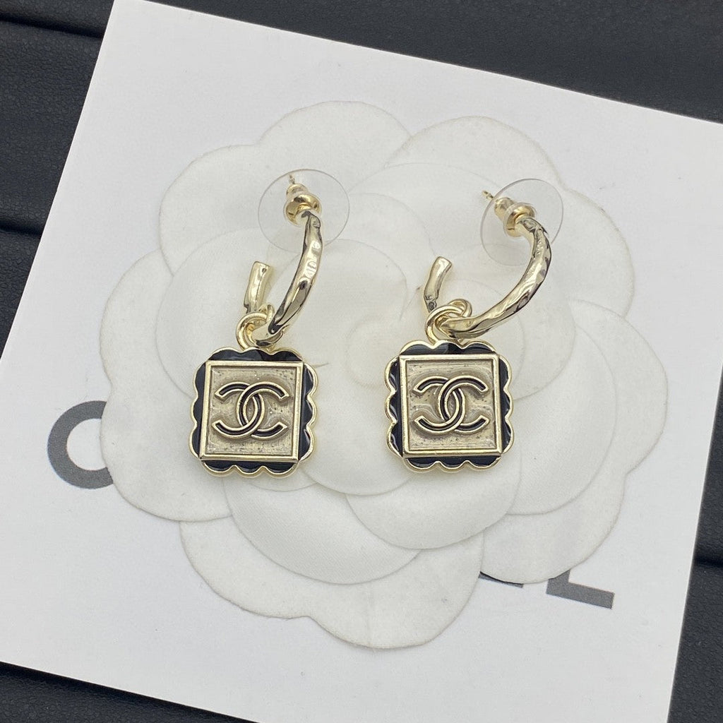 Hook Coco Girl Earrings
