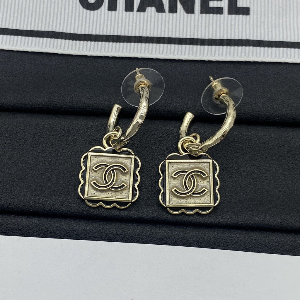 Hook Coco Girl Earrings