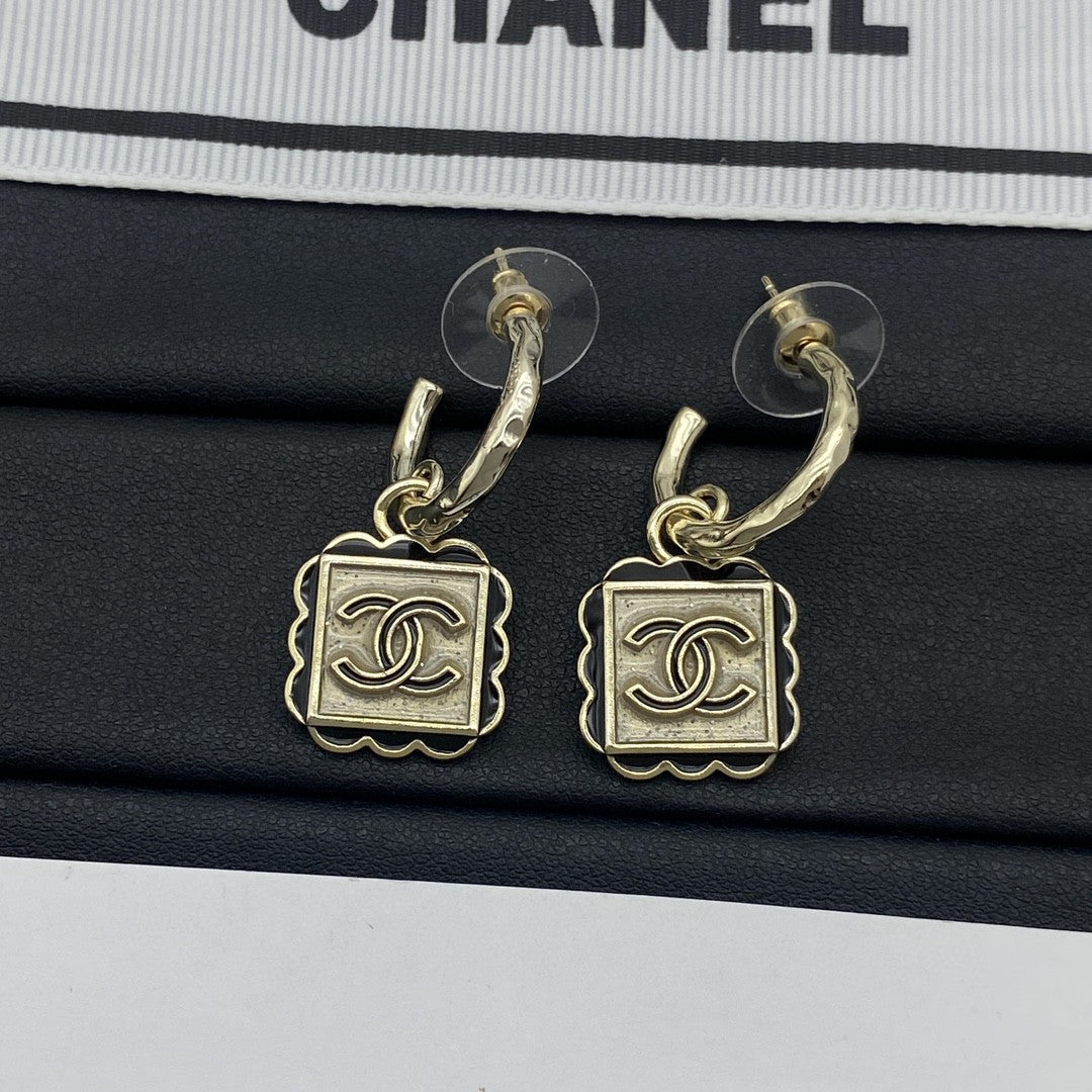 Hook Coco Girl Earrings