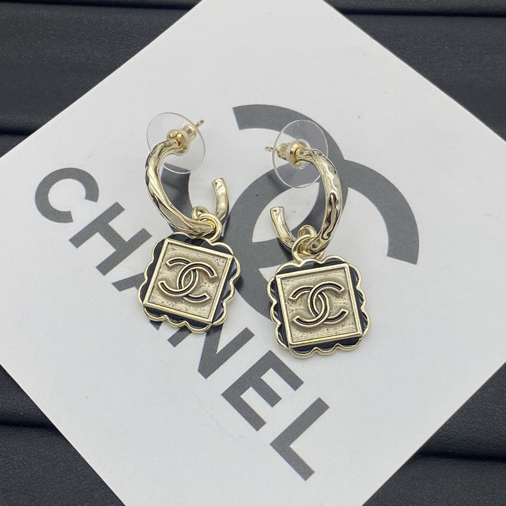 Hook Coco Girl Earrings