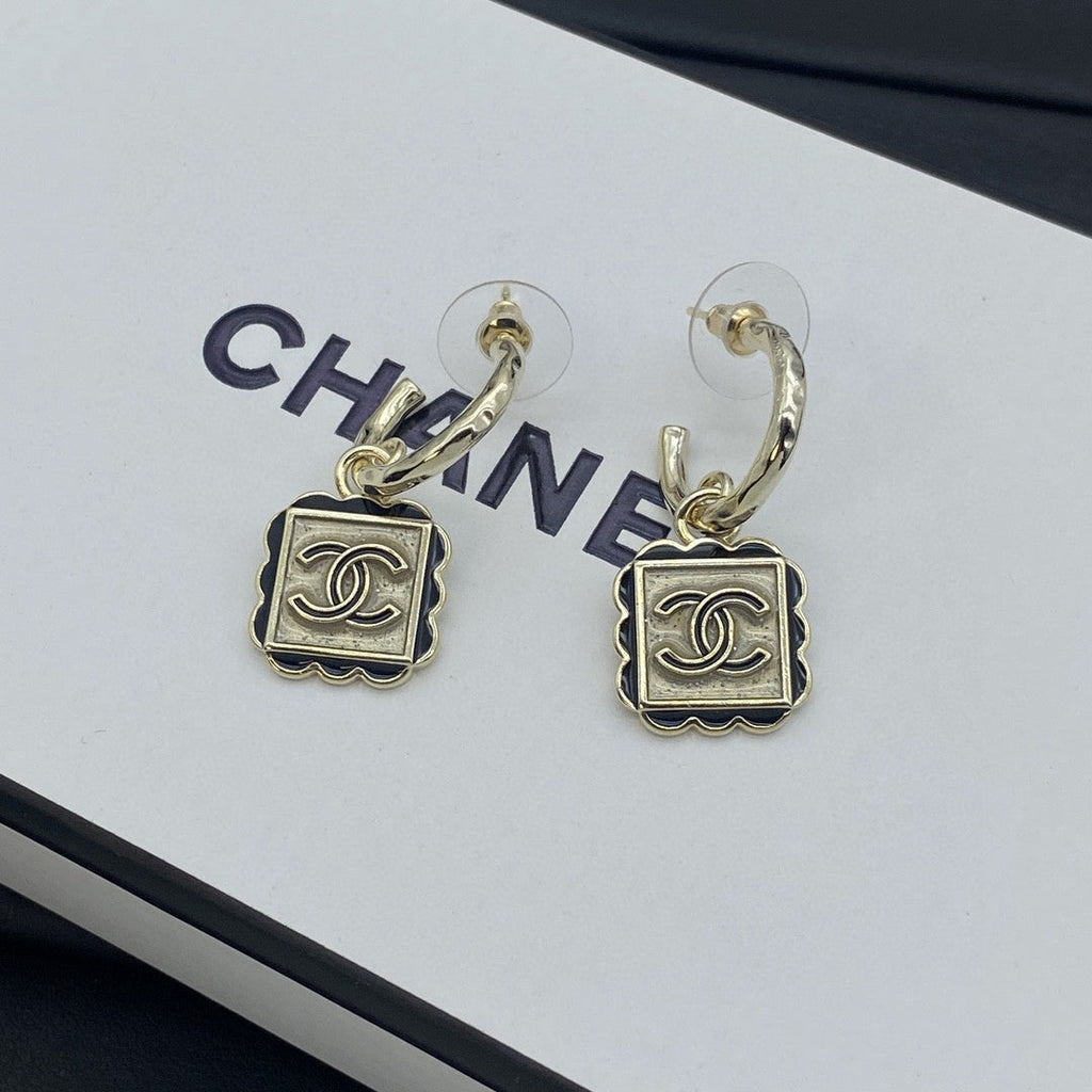 Hook Coco Girl Earrings