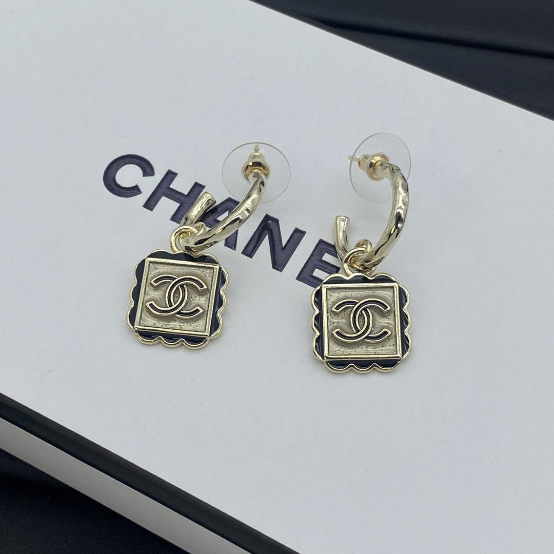 Hook Coco Girl Earrings