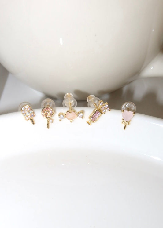 Charlie's Wonderland Golden Studs Earrings
