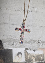Im Namen der Rose Kreuz Halskette